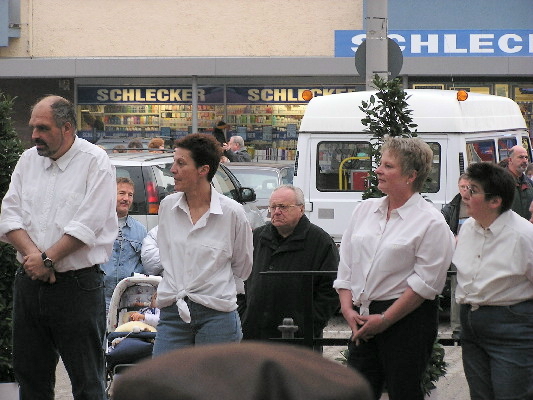 image25